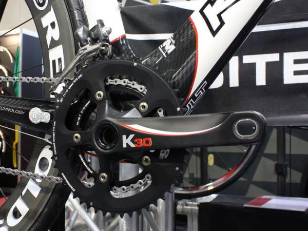 Kuota's K30 BB30-compatible crankset features Stronglight's Adjustable Length System for effective crankarm lengths of 170, 172.5, or 175mm, all without having to swap arms.
