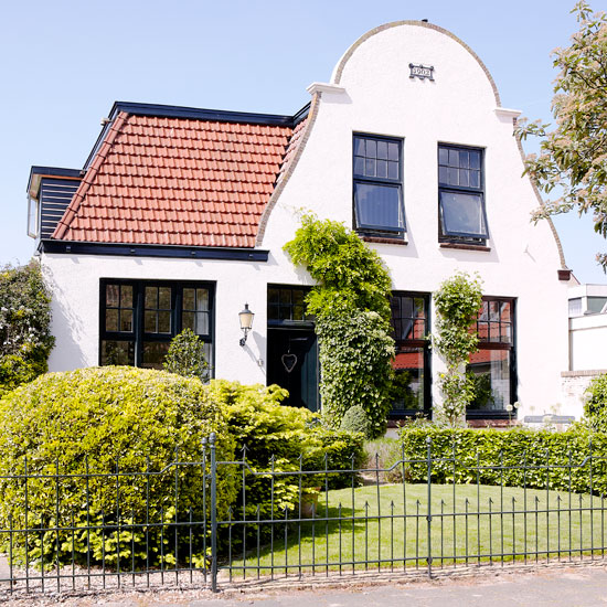 Be inspired by a coastal house in Holland | Ideal Home