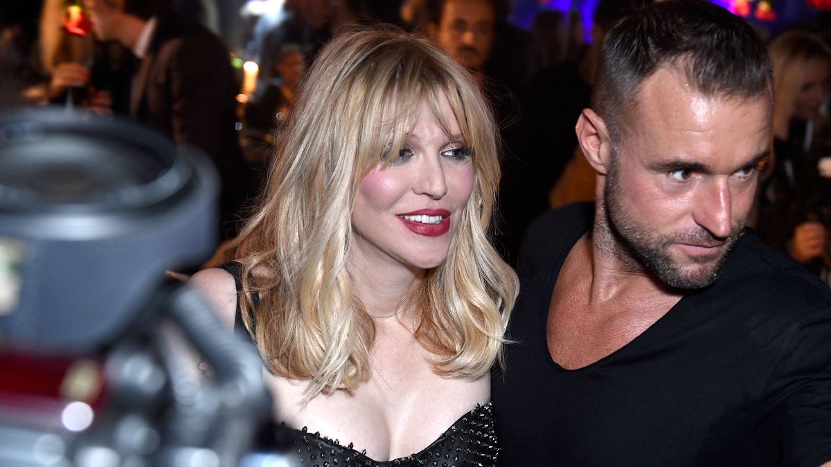 MILAN, ITALY - SEPTEMBER 23:Philipp Plein and Courtney Love attend during the Philipp Plein show during the Milan Fashion Week Spring/Summer 2016 on September 23, 2015 in Milan, Italy.(Photo