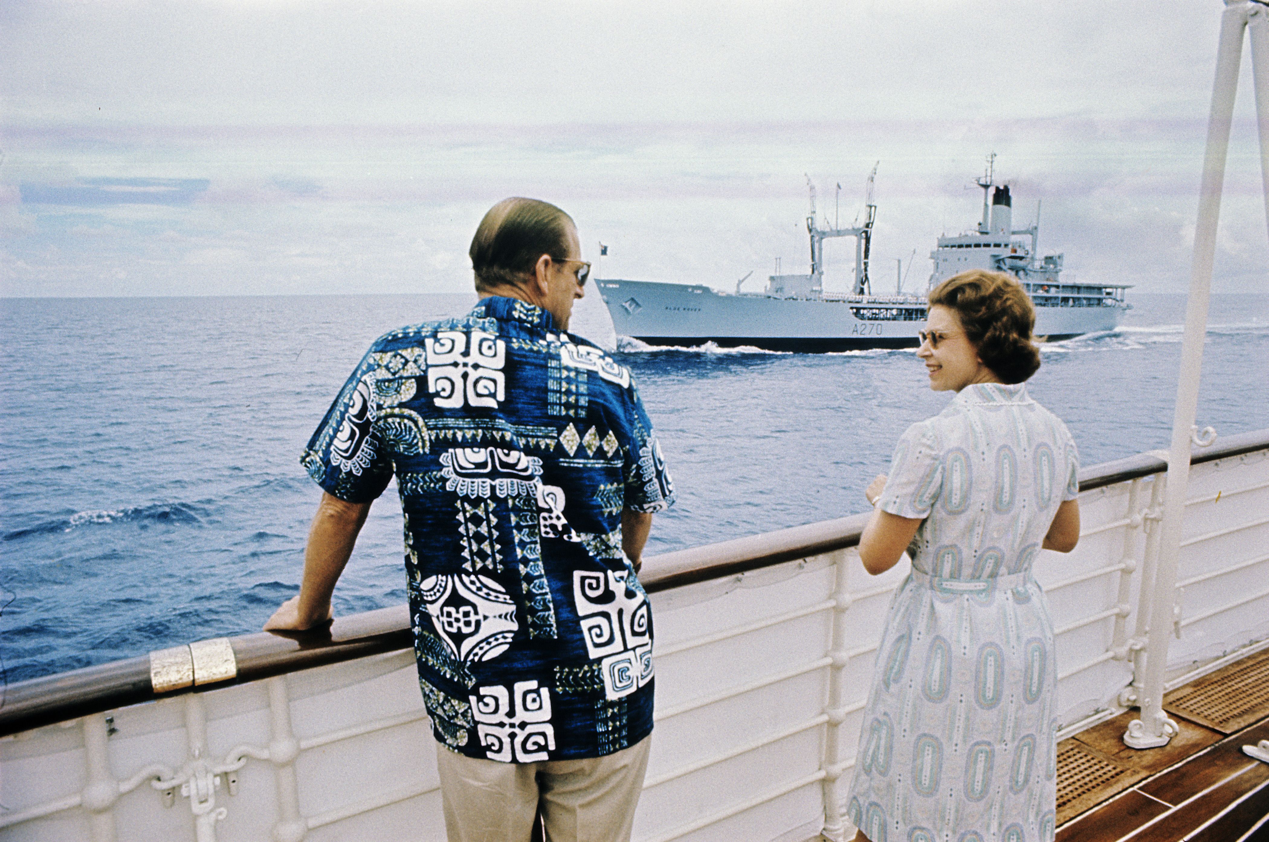 Sea, Vacation, Tourism, Vehicle, Ocean, Leisure, Boat, Deck, Travel,