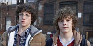 Aaron Taylor-Johnson and Evan Peters in Kick-Ass