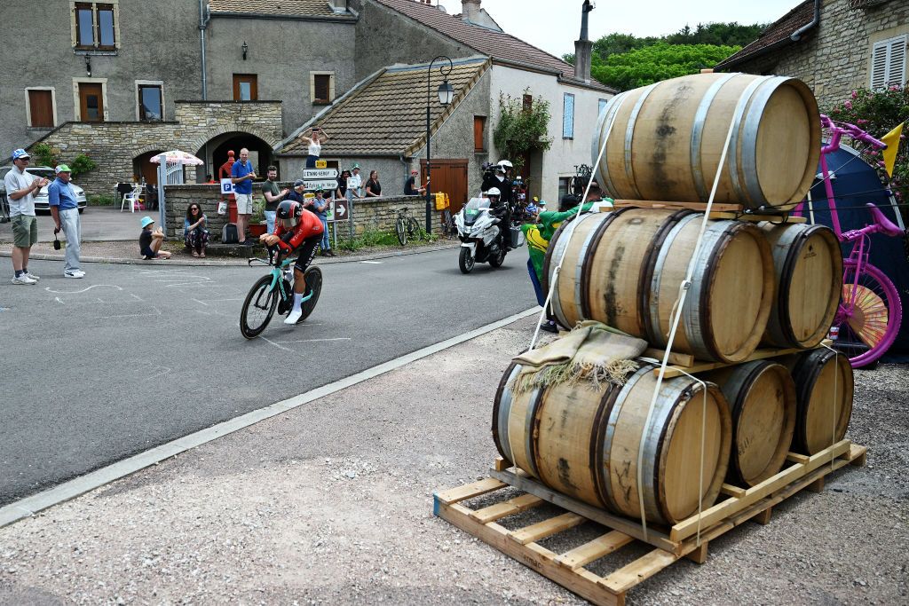 GEVREYCHAMBERTIN FRANCE JULY 051of France and Team Arkea BB Hotels sprints during the 111th Tour de France 2024 Stage 7 a 253km individual time trial stage from NuitsSaintGeorges to GevreyChambertin UCIWT on July 05 2024 in GevreyChambertin France Photo by Dario BelingheriGetty Images