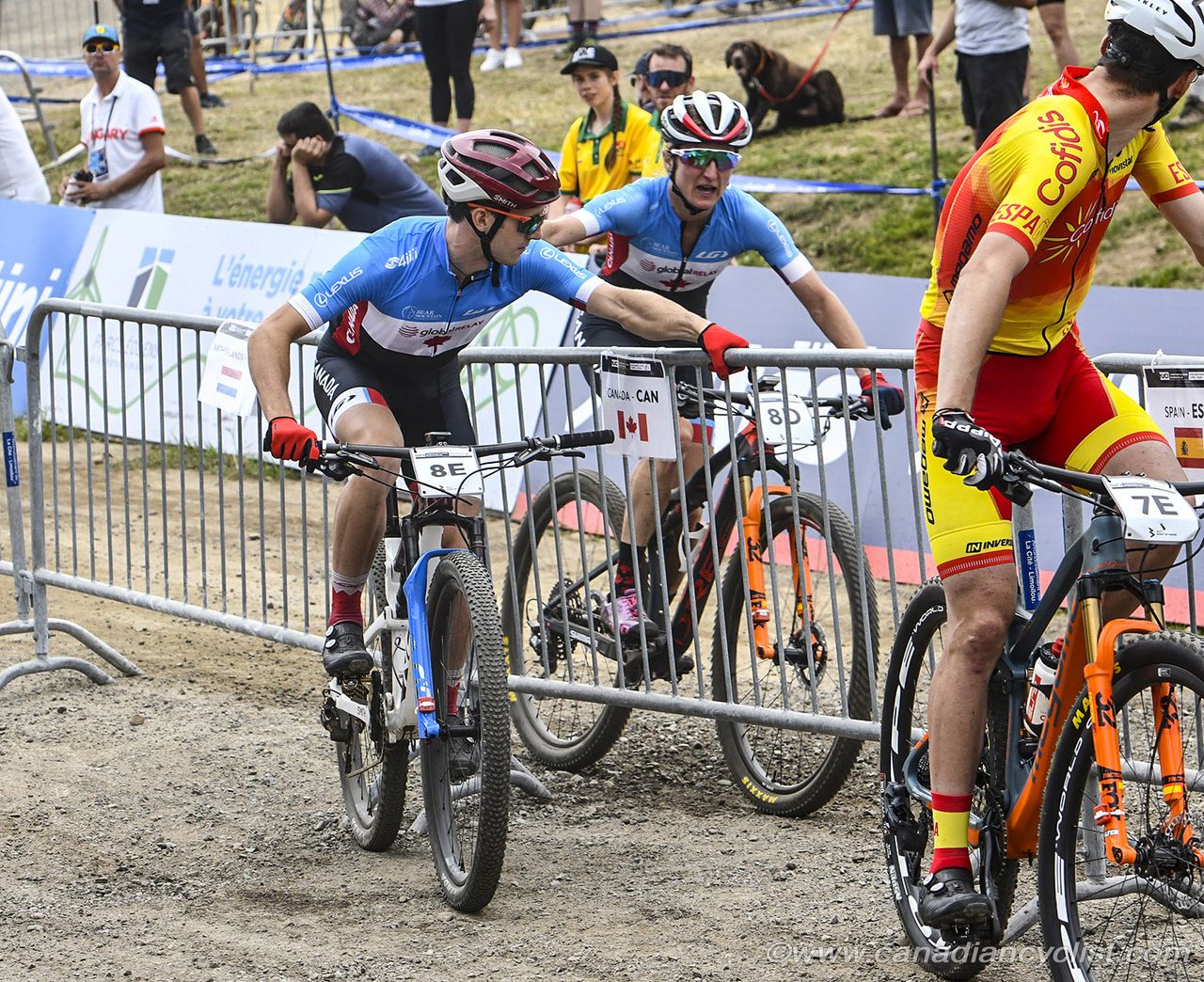 Canada's Catharine Pendrel hands off to Peter Disera
