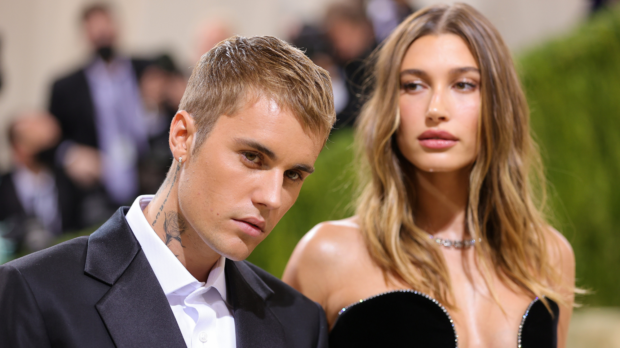 Justin Bieber and Hailey Bieber attend The 2021 Met Gala Celebrating In America: A Lexicon Of Fashion at Metropolitan Museum of Art on September 13, 2021 in New York City