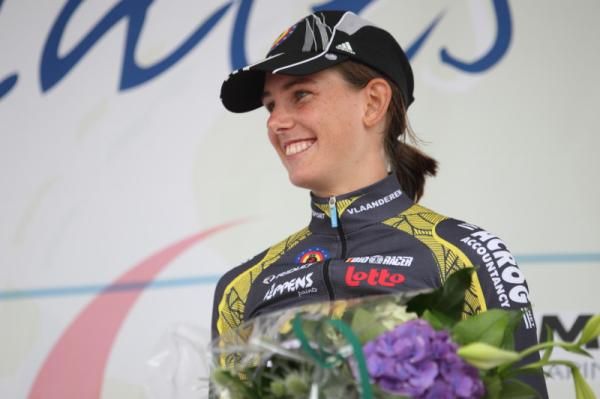 Maaike Polspoel (Topsport Vlaanderen 2012) smiles on the podium