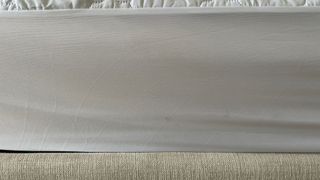 Depth of the Zanussi Double Electric Blanket covered on the mattress