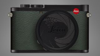 The front of the Leica Q2 007 edition camera