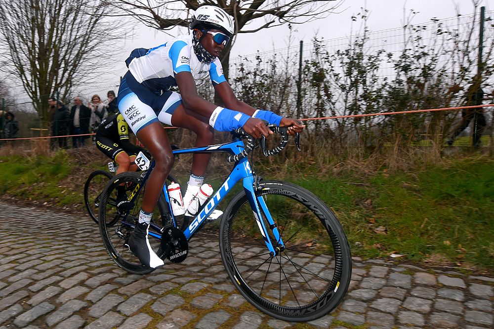 Teniel Campbell (WCC Team) racing at Omloop Het Nieuwsblad