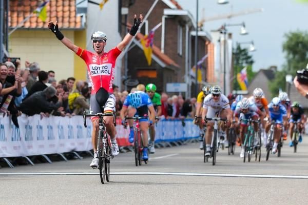 Greg Henderson (Lotto Belisol) wins stage 2 of the ZLM Toer