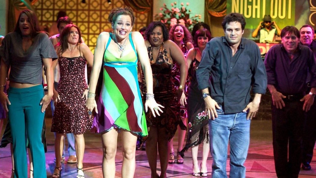 Jennifer Garner and Mark Ruffalo in Thriller scene in 13 Going on 30