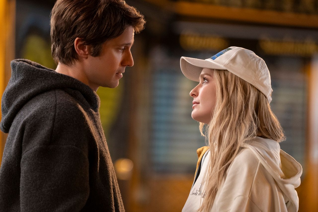 Lucas Bravo as Gabriel, Camille Razat as Camille in episode 402 of Emily in Paris