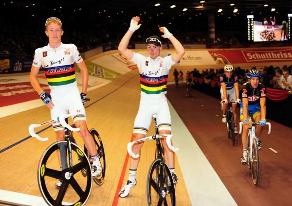 Madison world champions Meyer and Howard celebrate.
