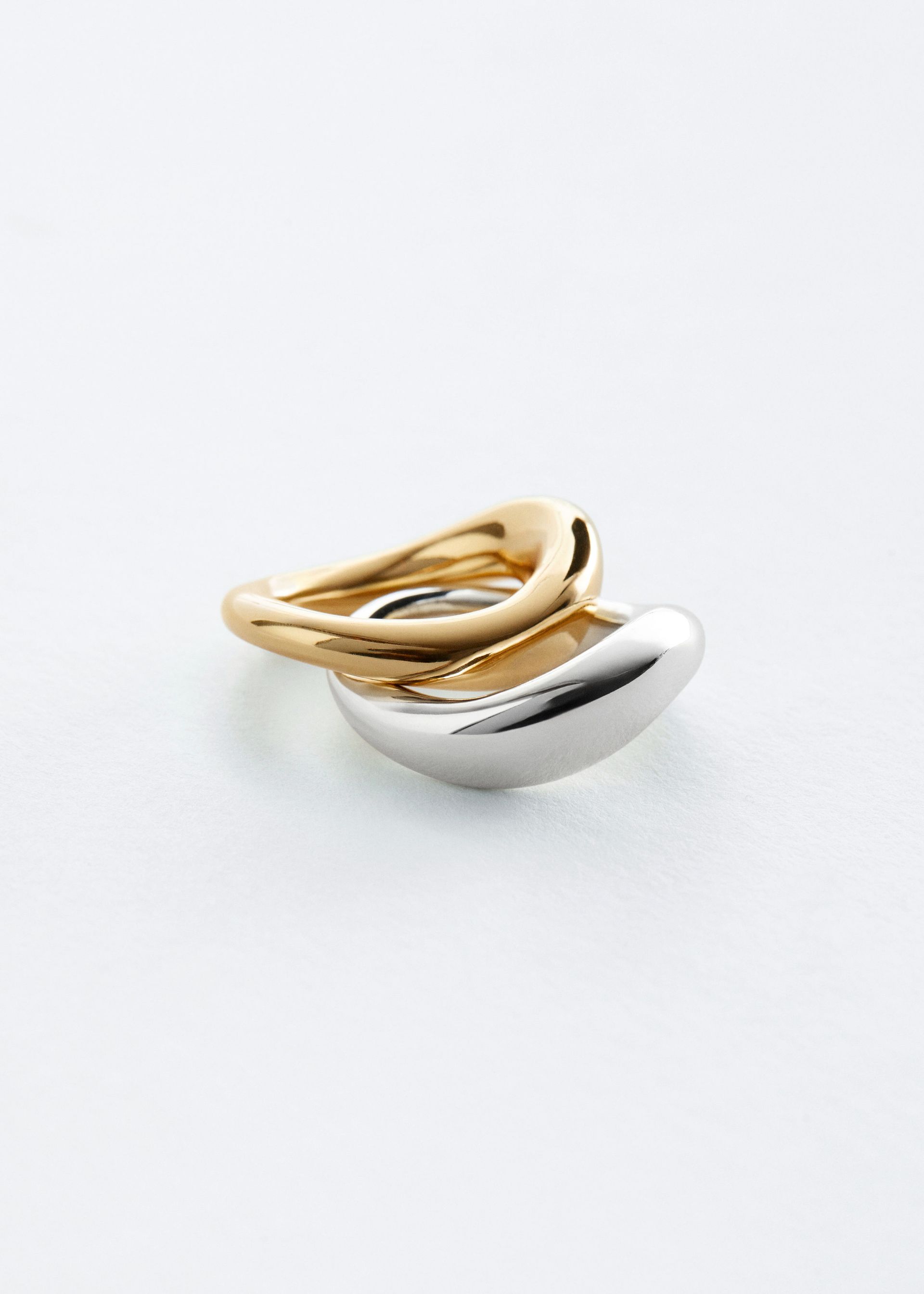Contrasting Irregular Ring Set