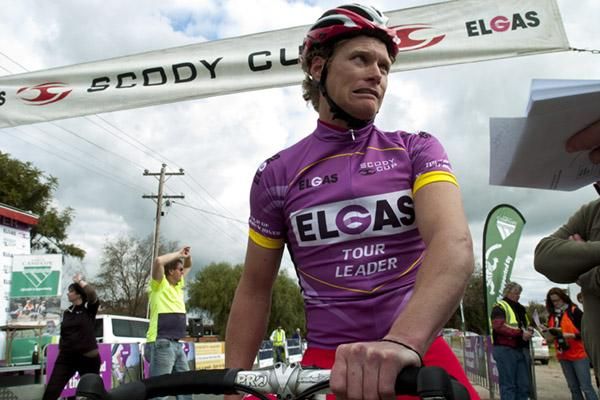 Stuart Shaw (Drapac Porsche) isn't sure about the colour of the leader's jersey for the Tour of the Murray River which strays away from the traditional yellow one.
