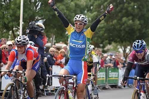 Winning the Australian road champ's Photo: &copy; Mark Gunter