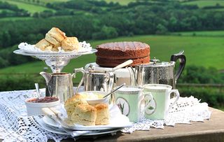 afternoon tea in the cotswolds