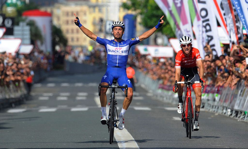 Julian Alaphilippe celebrates victory in 2018 race ahead of Bauke Mollema – both return this year