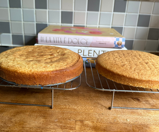 Air fryer sponge cake vs oven cake