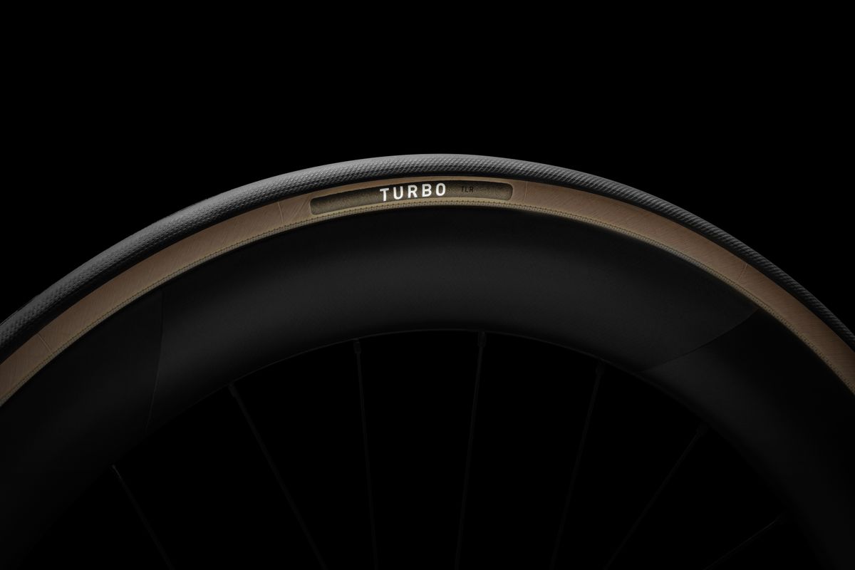 Specialized road tyres