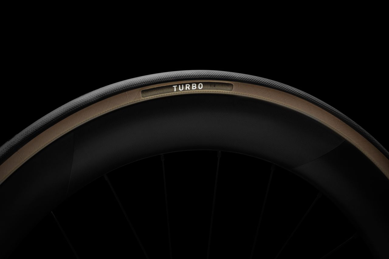Specialized road tyres