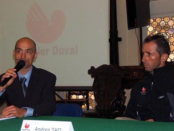 Andreaa Tafi gives a pre-race press conference with Saunier Duval team director Mauro Gianetti