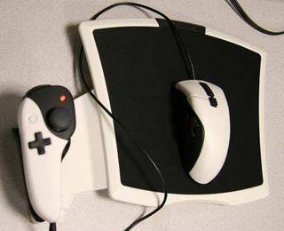 The left-hand grip features several buttons, such as the Frag button and speed dial, which can accelerate or slow down gameplay and mouse movements to give the player an advantage.