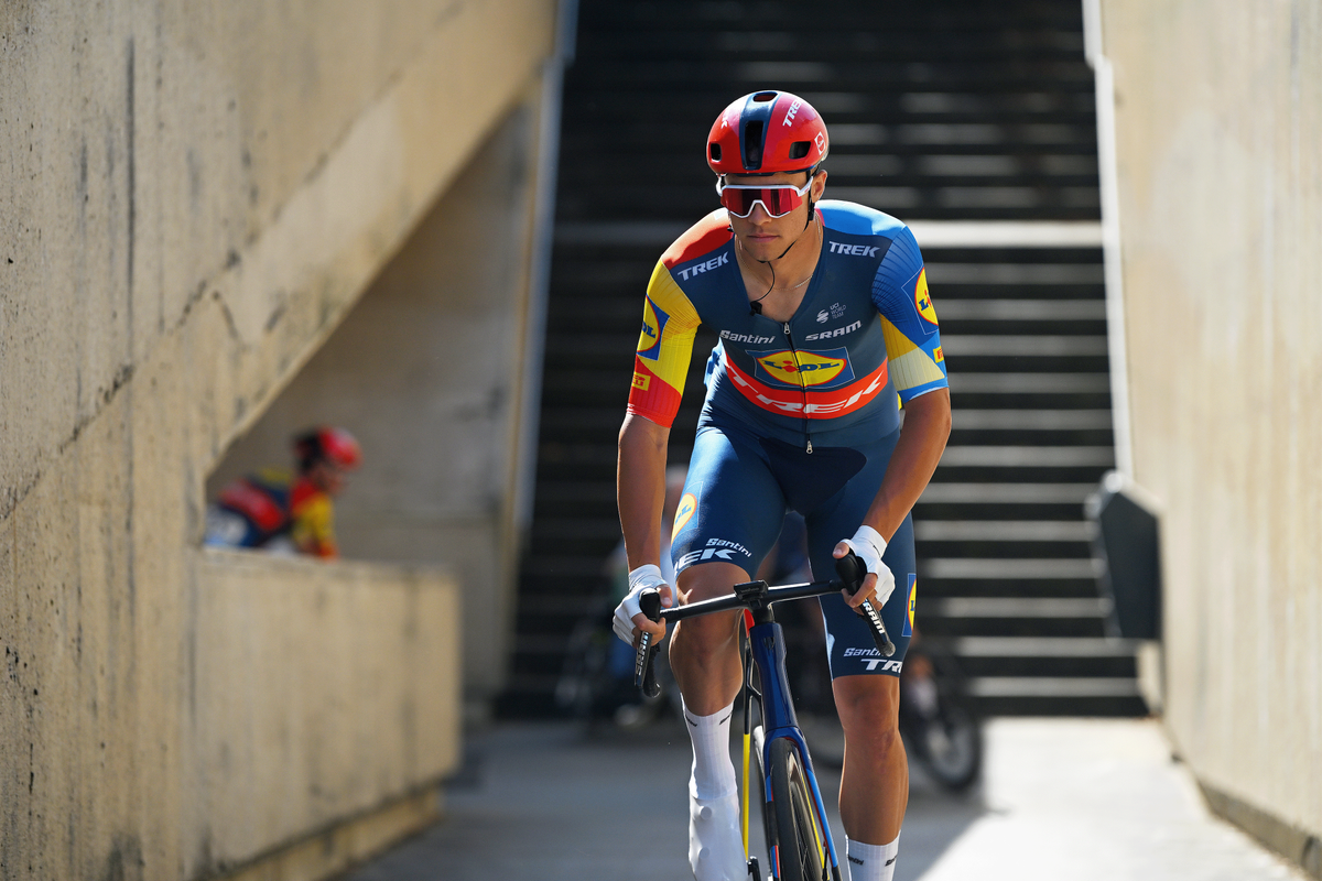 Jonathan Milan at the start of stage 1