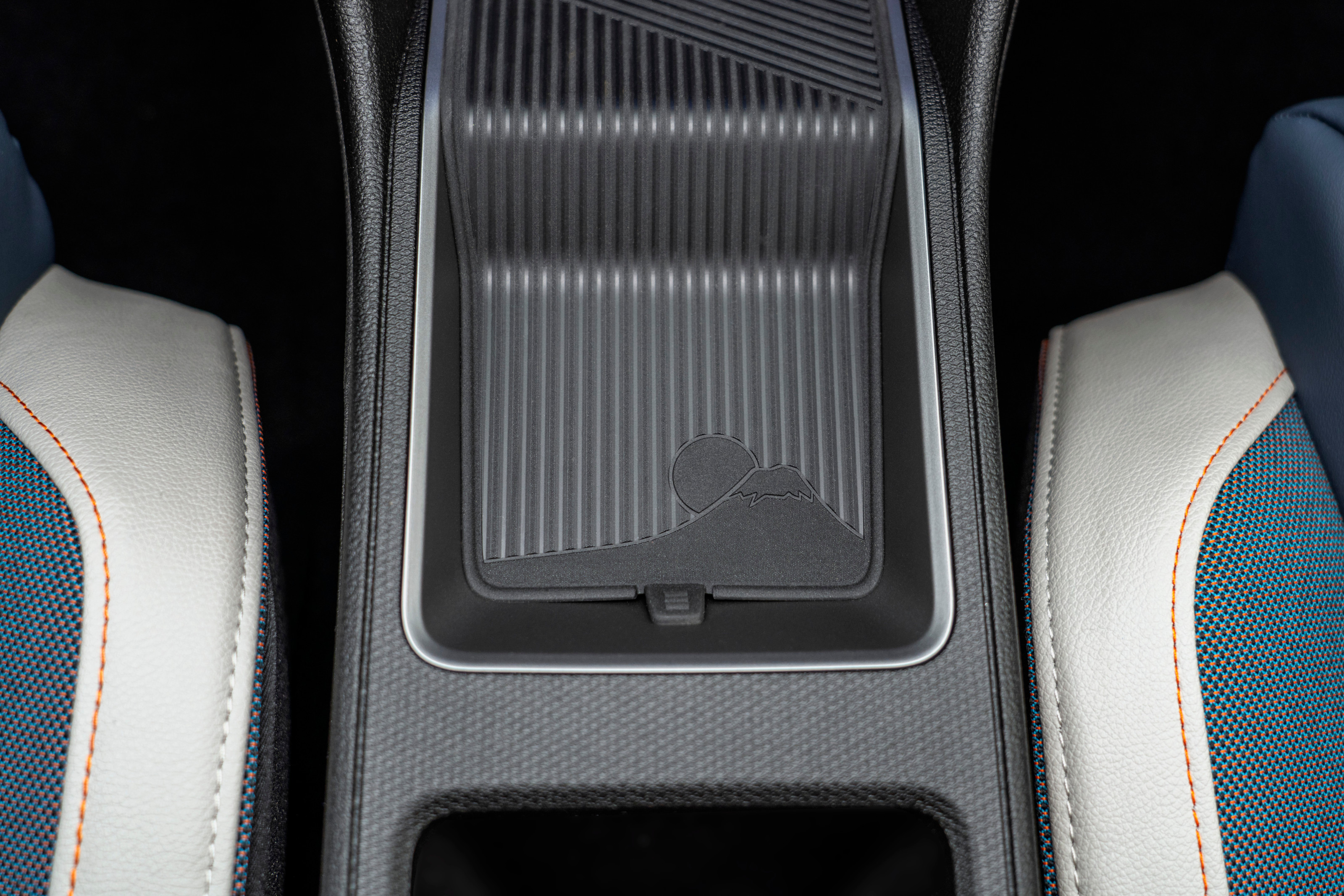 The Mount Fuji Easter egg in the Nissan Micra Mk6