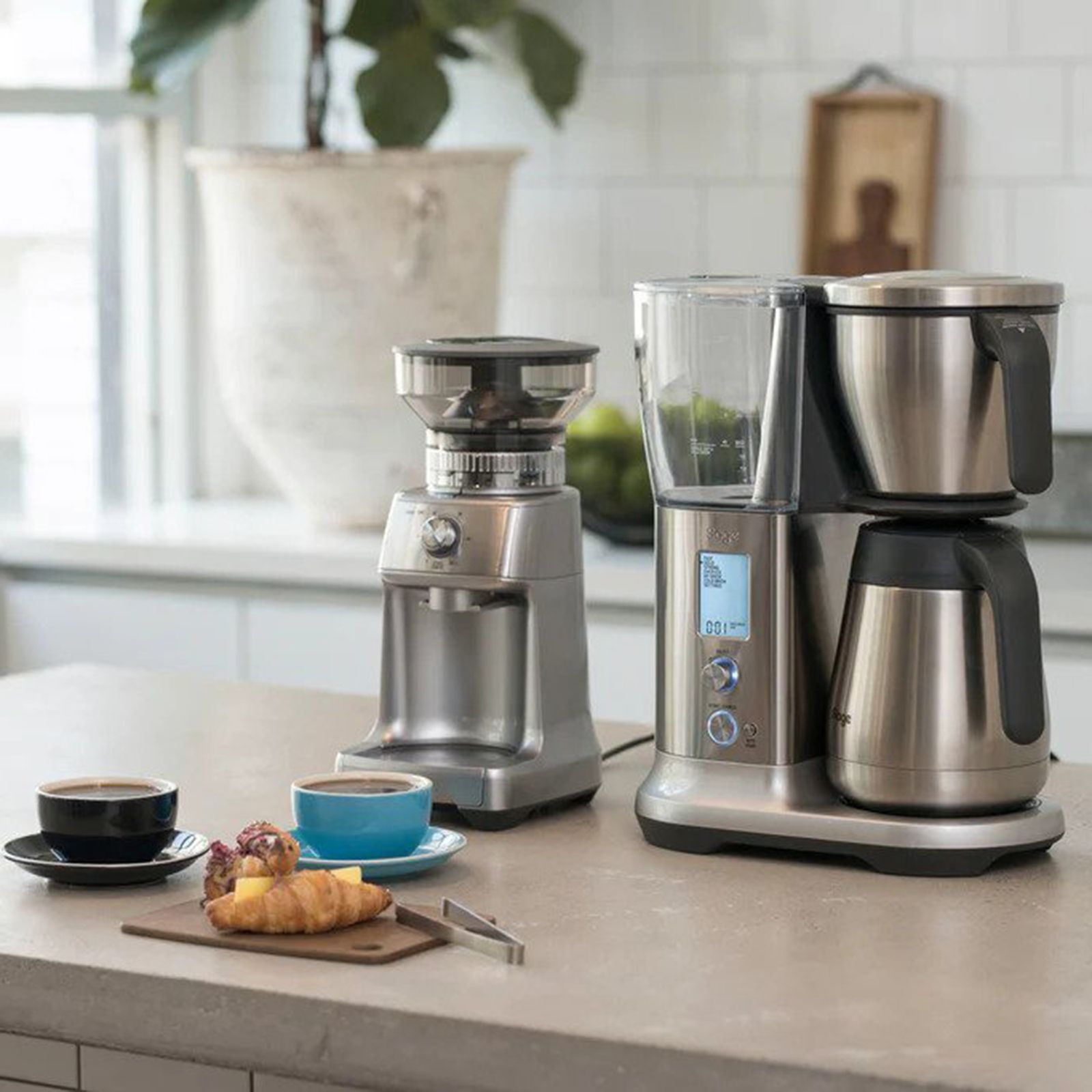 9 of the best coffee maker alarm clocks Real Homes