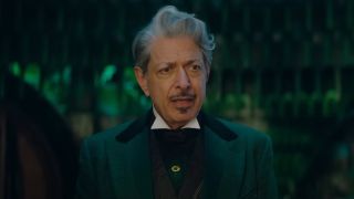 A close up of Jeff Goldblum as the Wizard in Wicked.