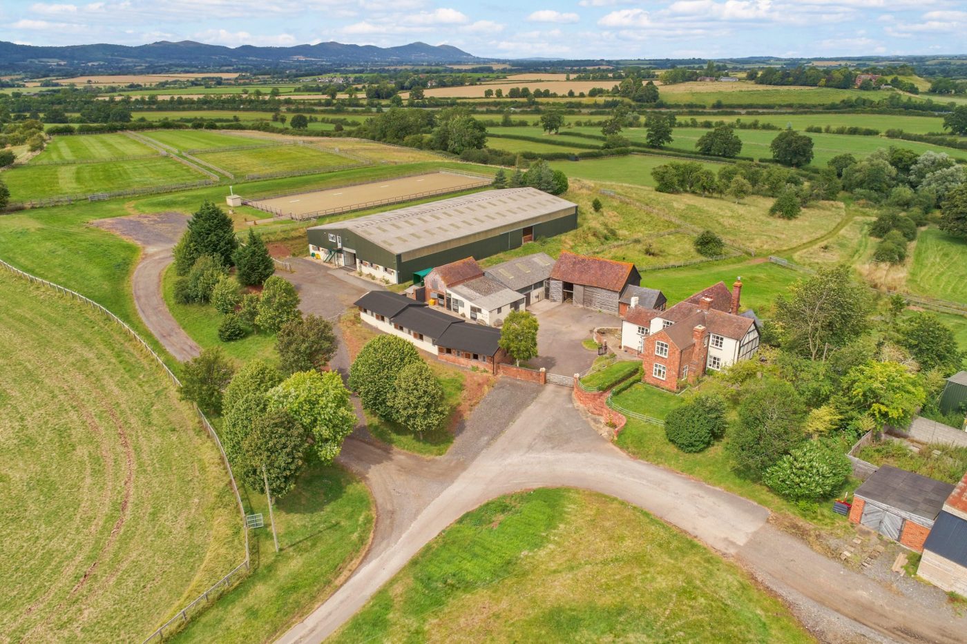 Hooze-Farm_Savills-5-scaled-e1591007864890.jpg