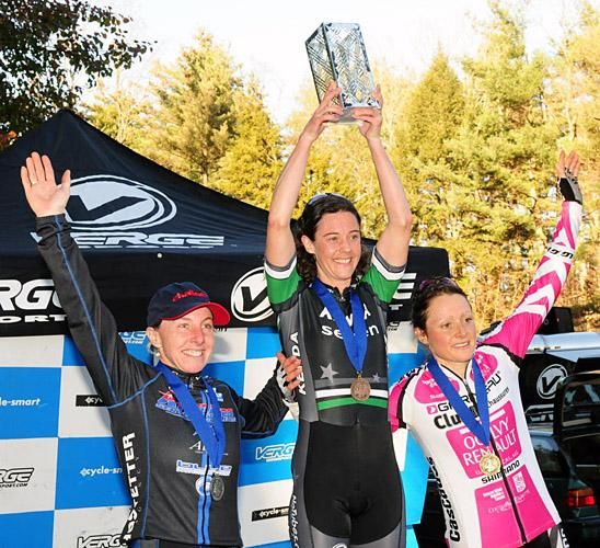The elite women's podium (l-r): Laura Van Gilder (C3 Athletes Serving Athletes),&nbsp; Mary McConneloug (Kenda-Seven-No Tubes), Natasha Elliot (Garneau Club Chaussure Ogilvy).