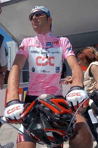 Ready for a big day in pink is CSC's Ivan Basso