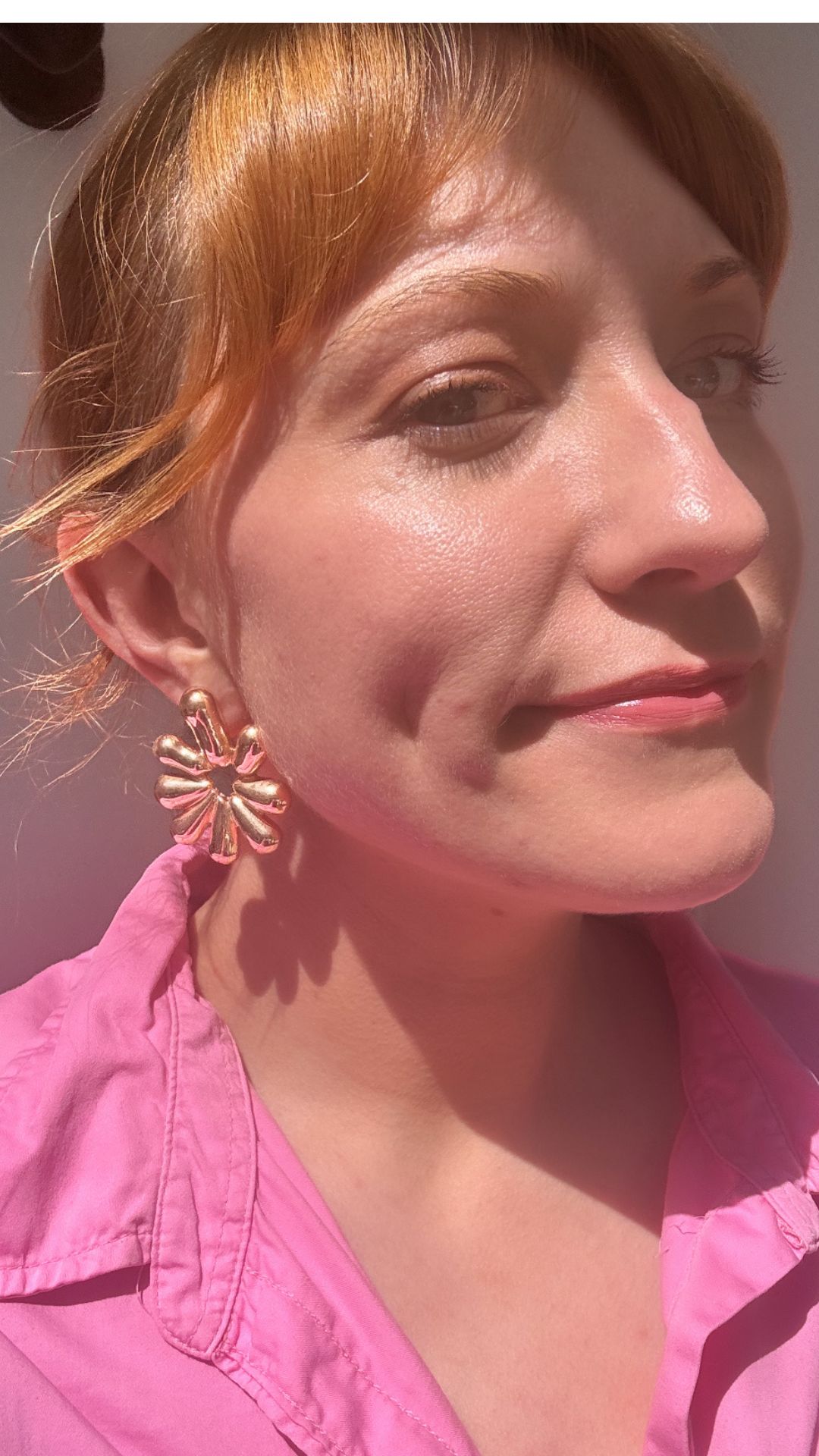 matilda wearing the H&M earrings