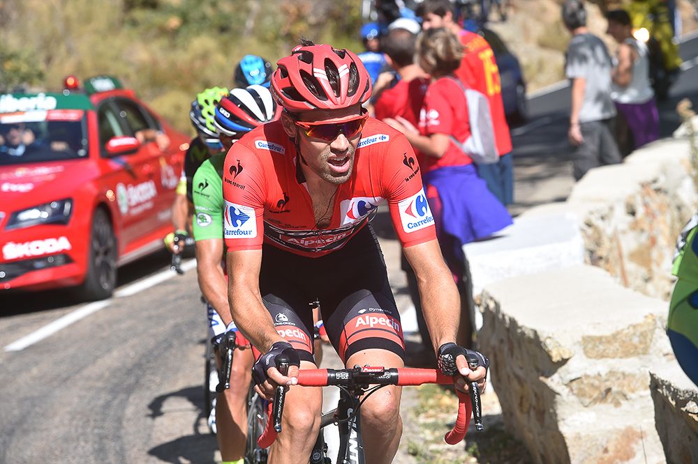 Tom Dumoulin chases during stage 20.