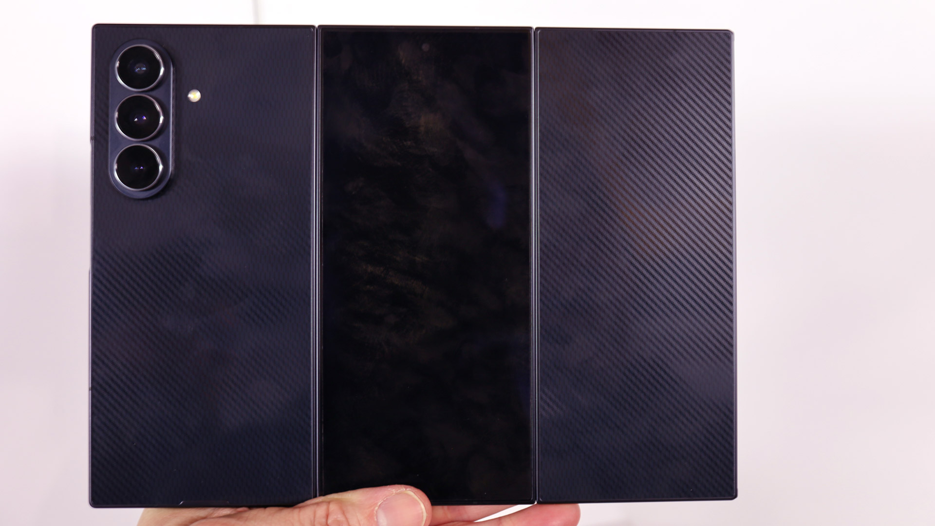 Samsung Galaxy Z Trifold hands on