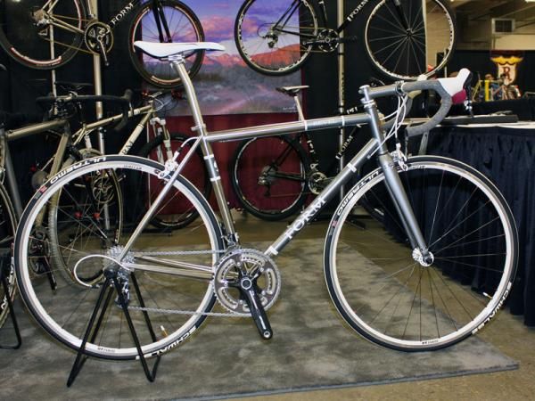 Sedona, Arizona-based Form Cycles displayed this beautiful road bike made of Reynolds stainless steel.