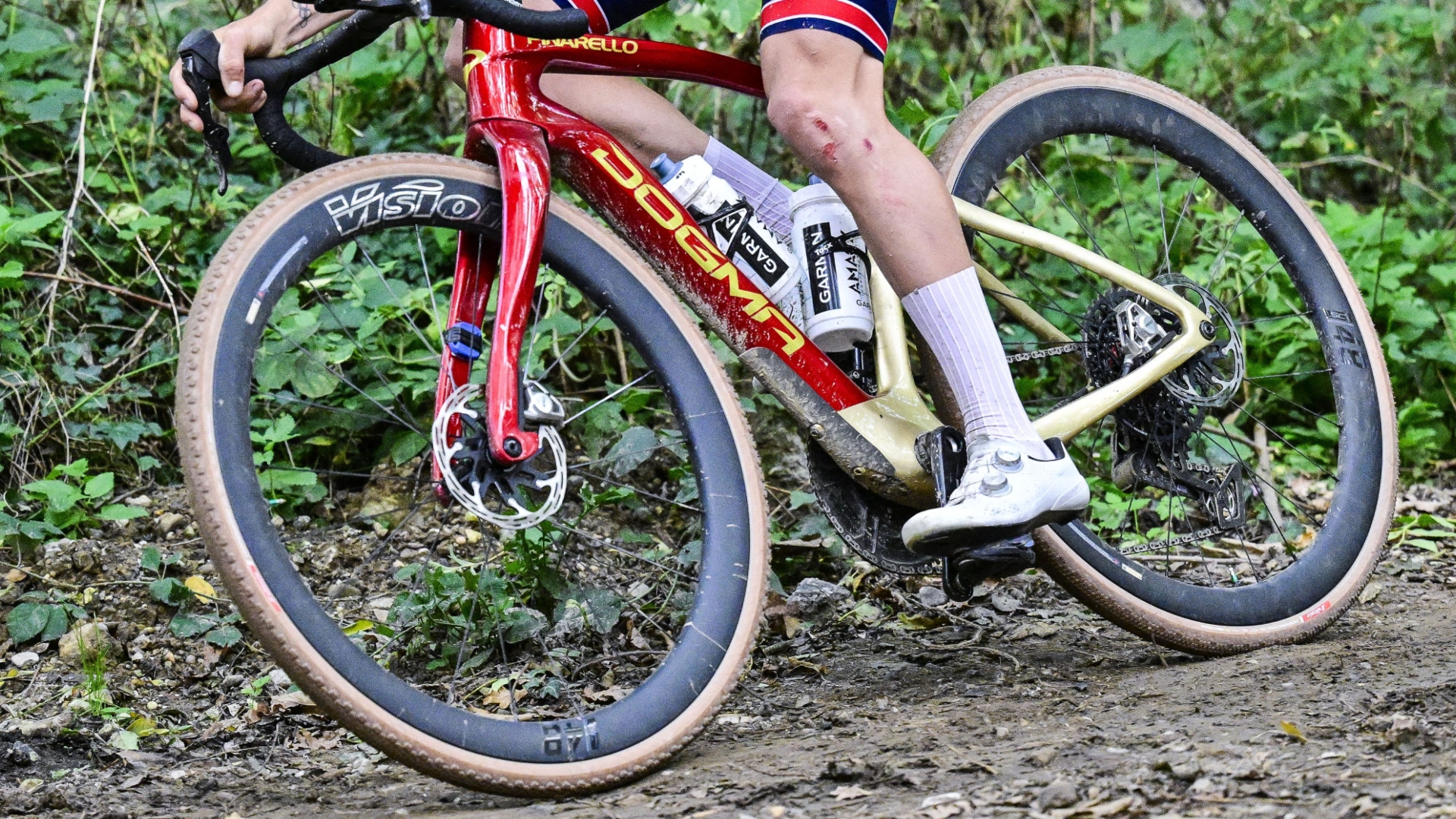 Tom Pidcock riding the Vittoria Terreno Pro - 92% renewable &amp; recycled- tyres
