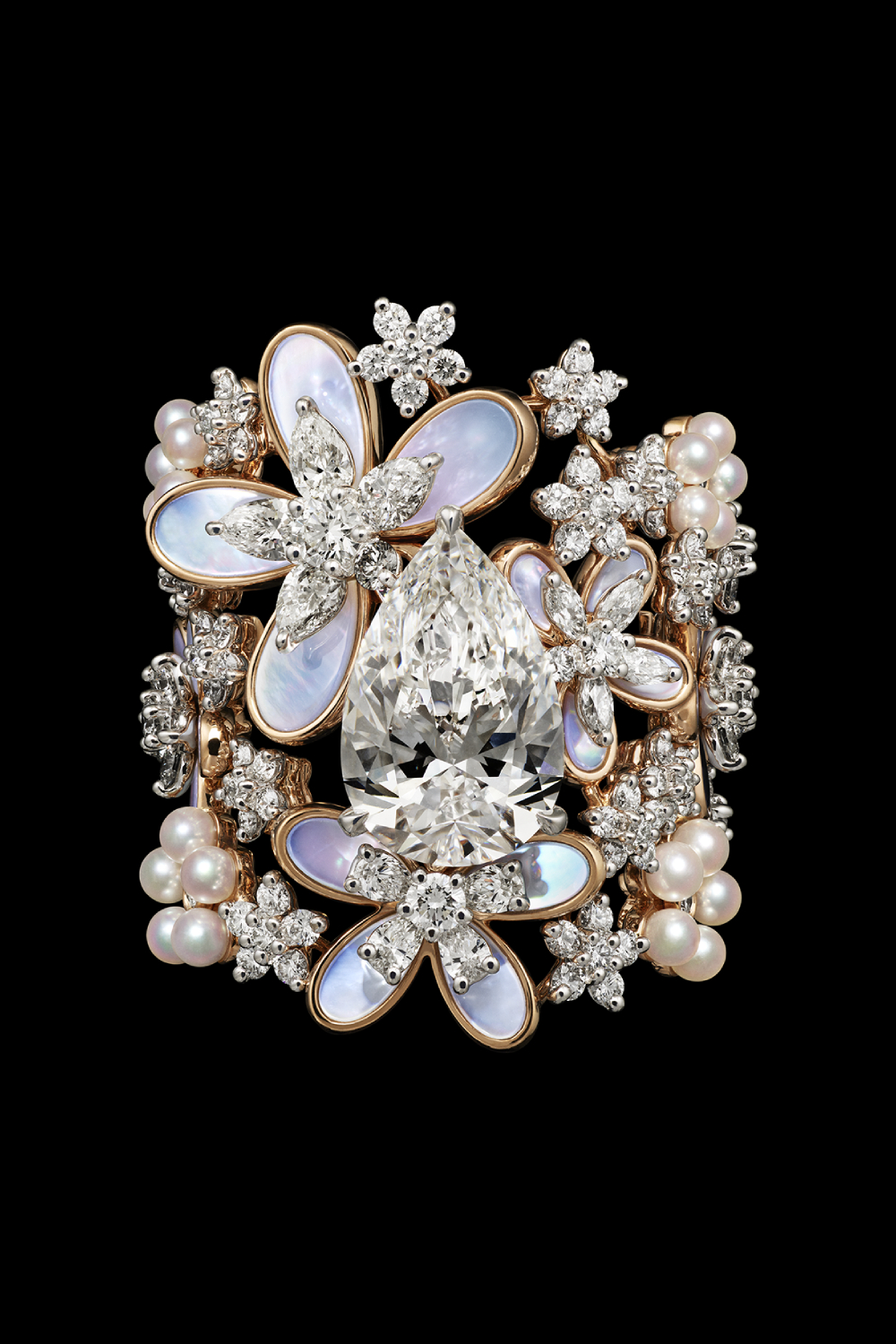 Часть коллекции Diorexquis от Dior