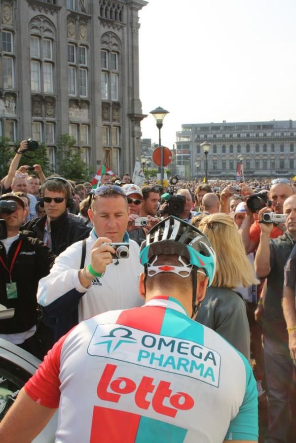 Everyone wanted a piece of Gilbert at the start