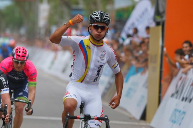 Fernando Gavira (Colombia) pumps his fist after winning stage 1.