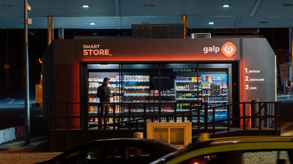 Galp&amp;#039;s autonomous petrol station in Lisbon