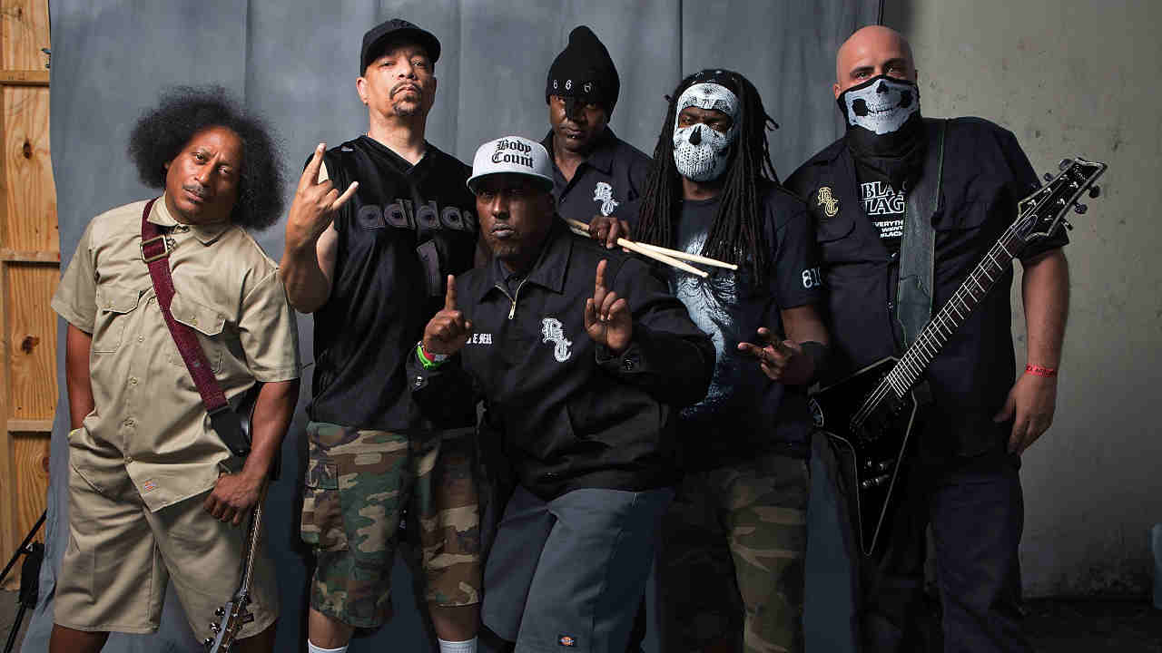 Body Count posing for a photograph backstage at a gig