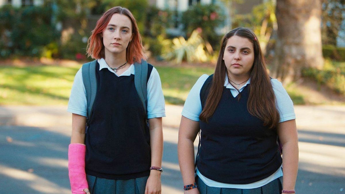 Saorise Ronin and Beanie Feldstein in Lady Bird.