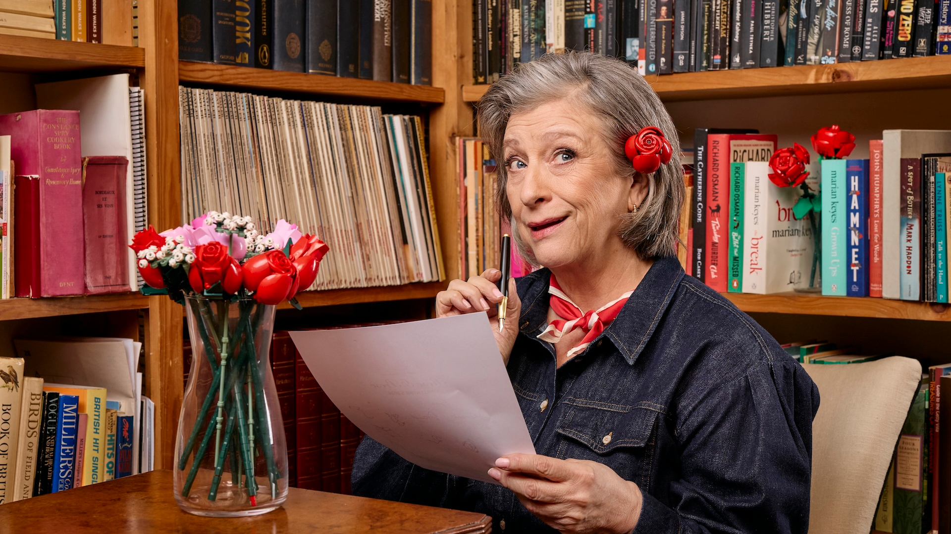 Caroline Quentin in a bookshop 
