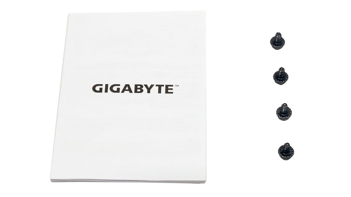 Gigabyte UD1000GM PG5
