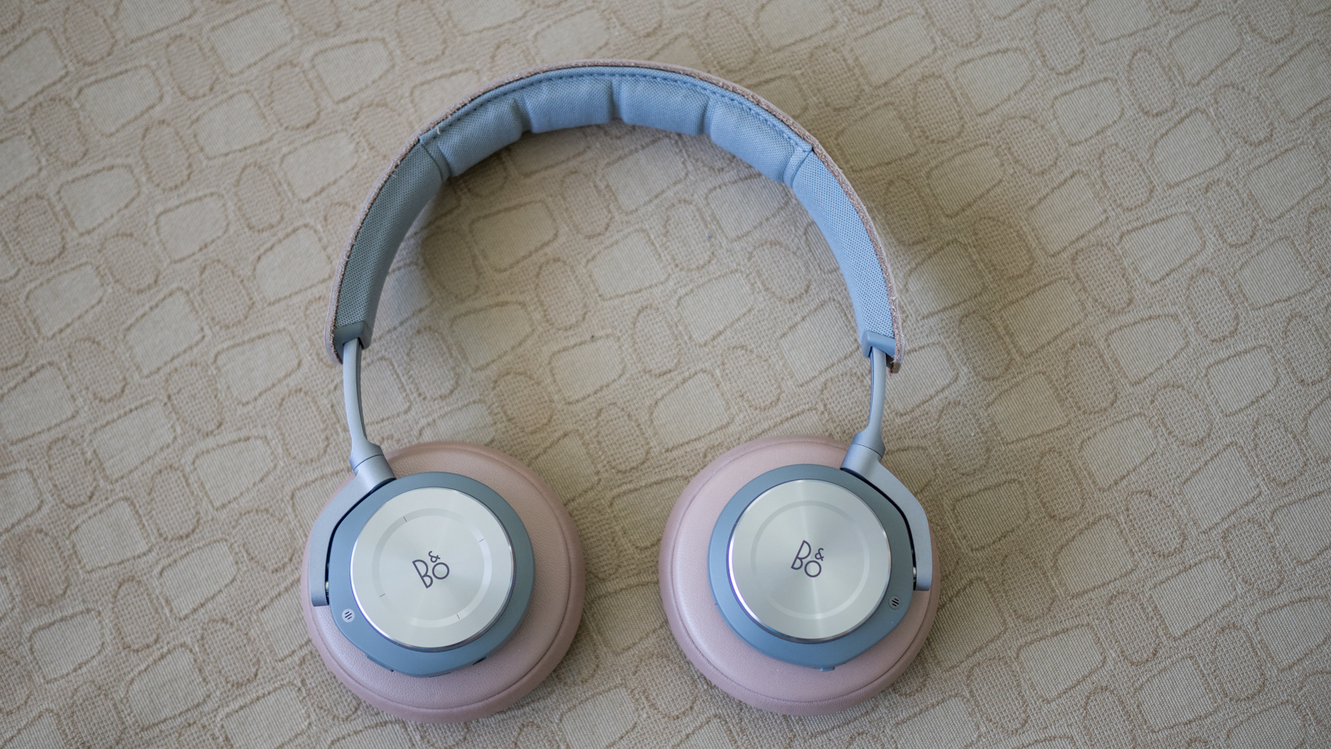 Bando Beoplay H9 Review Techradar