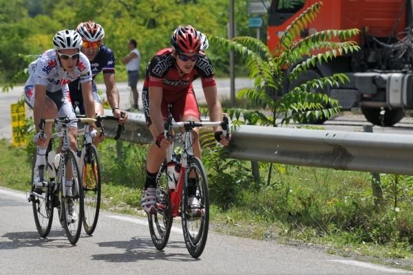 Four riders escaped the peloton in stage one.
