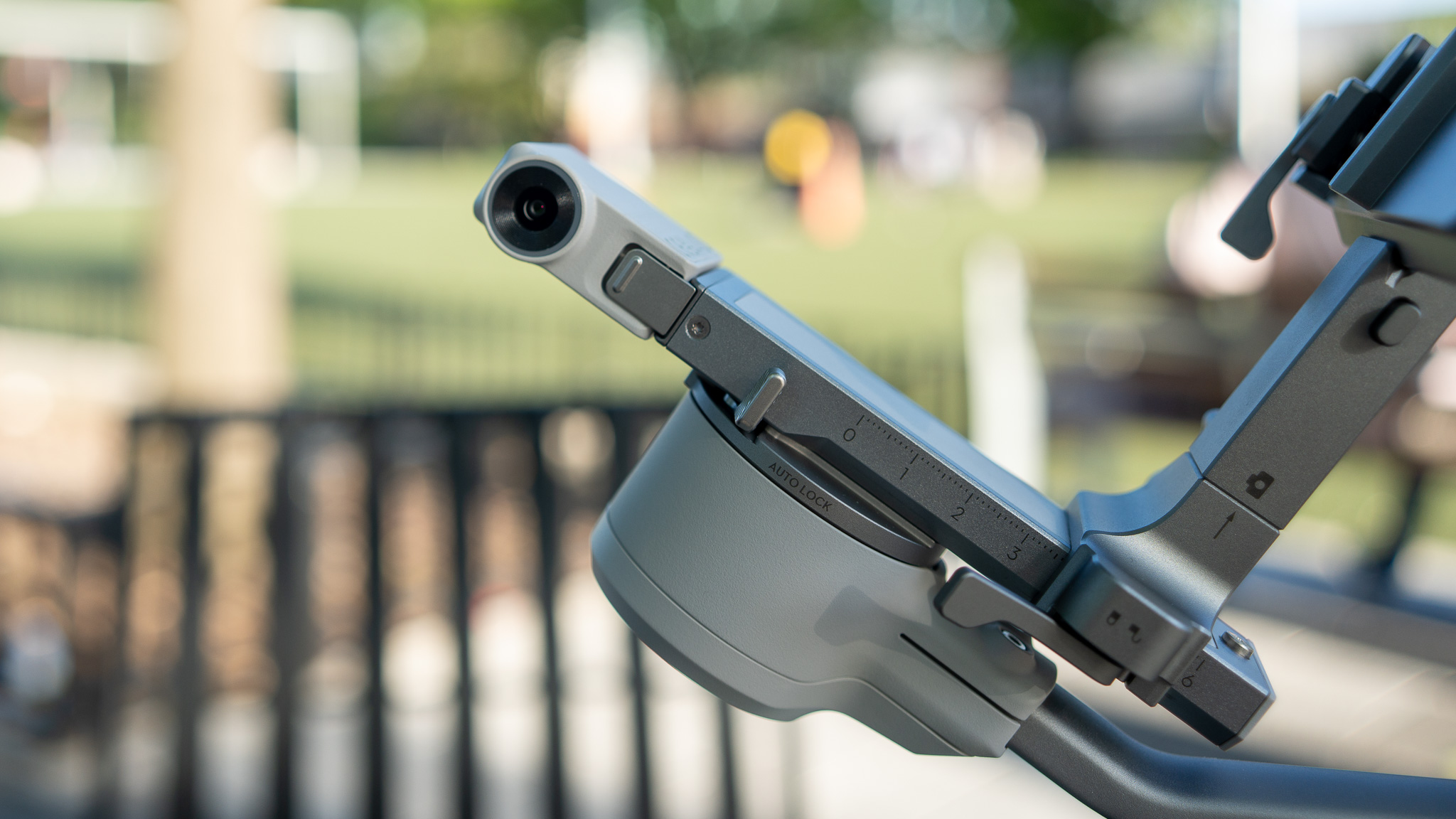 DJI RS4 Mini_Tracking module installed