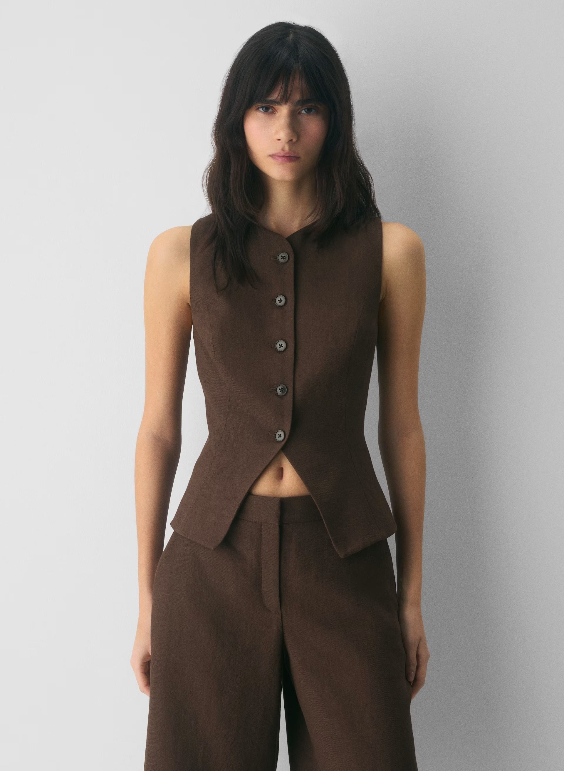 Wilfred, Regal Vest